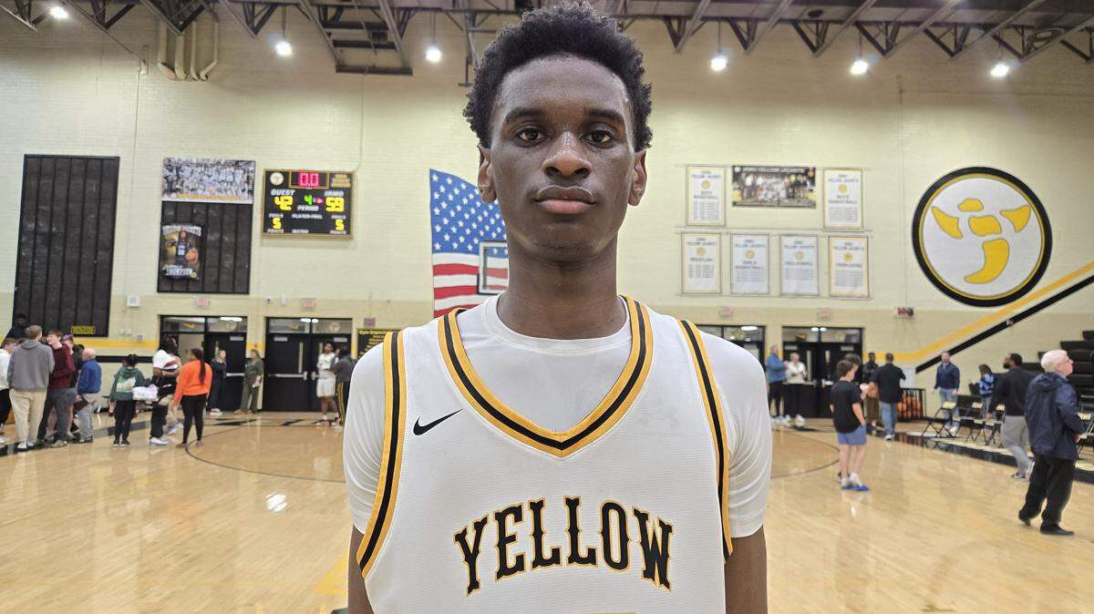 Irmo basketball player Khiry White