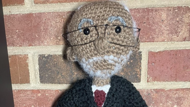 SC woman’s crocheted dolls of Murdaugh judge, prosecutor go viral. Check them out