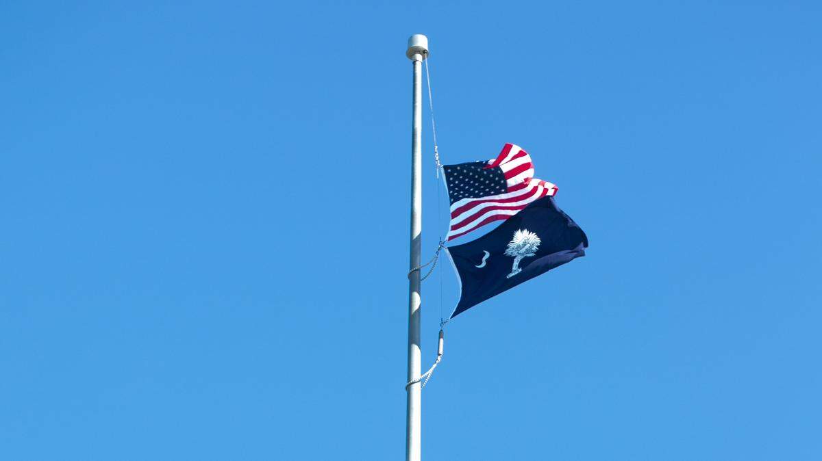 The flag on the S.C. State House will fly at half staff in honor of a former South Carolina police chief.