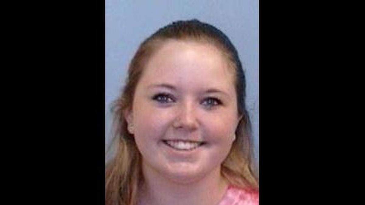 Heather Leigh Hume was arrested after lying about having kidney cancer, the Randolph County Sheriff's Office said.