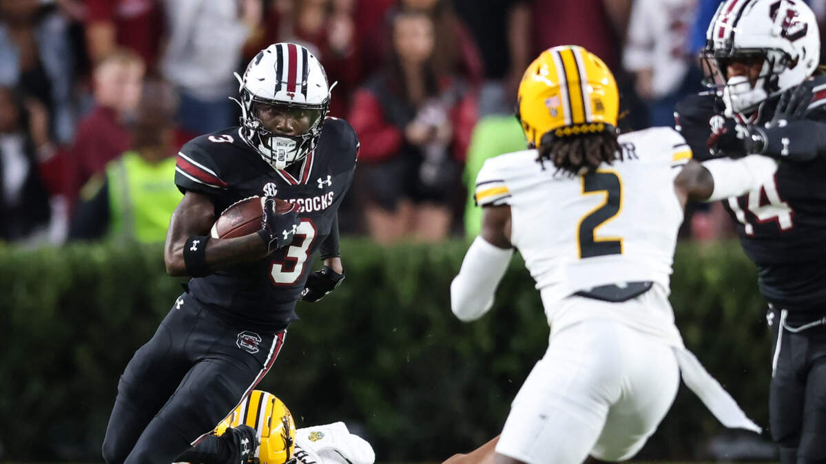 South Carolina wide receiver Mazeo Bennett Jr. (3) dodges the tackle of Missouri safety Joseph Charleston (28) during the first half of the Gamecocks’ game against Missouri at Williams-Brice Stadium in Columbia on Saturday, November 16, 2024.


