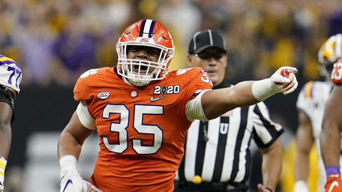 Clemson defensive end Justin Foster