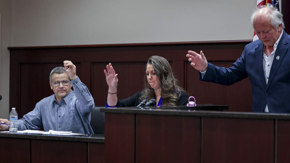 Vote on town attorney could set up new clash between Chapin mayor, town council