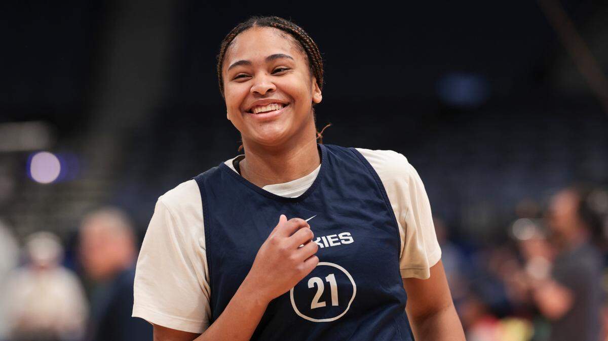 University of Connecticut’s Sarah Strong (21) practices at Amalie Arena in Tampa, Fla. on Thursday, April 3, 2025.