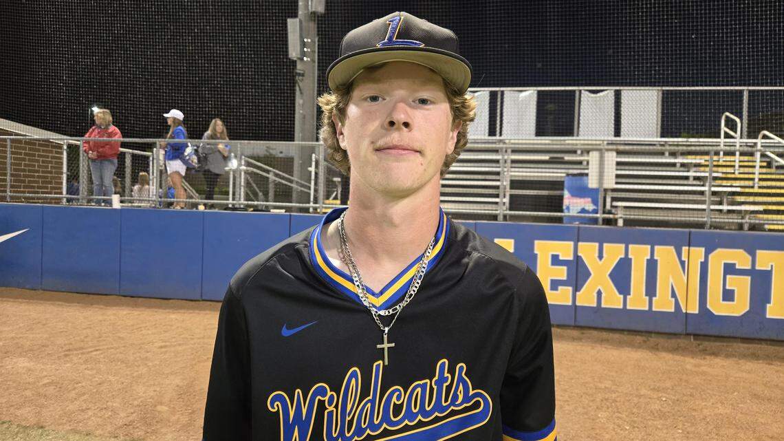 Lexington baseball beats rival River Bluff to set up region title showdown