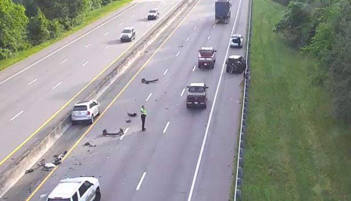 A crash has blocked multiple lanes on I-20.