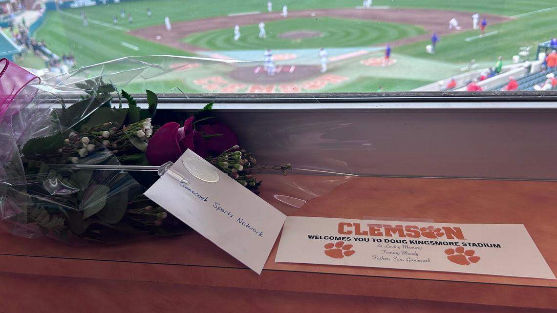 Ahead of the Clemson-USC baseball game on Sunday, March 3, 2024, Clemson paid tribute to late South Carolina radio play-by-play announcer Tommy Moody.