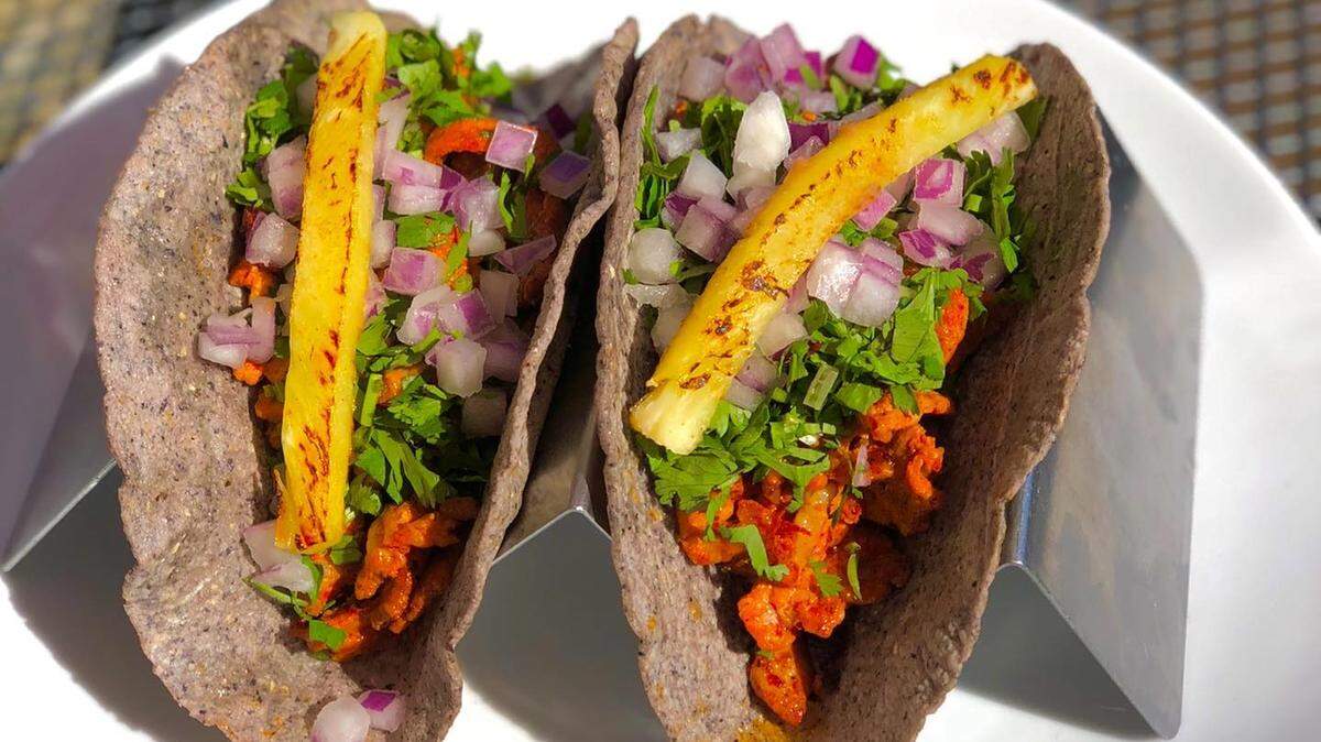 An image of Al Pastor tacos from Papi’s Tacos in Greenville.