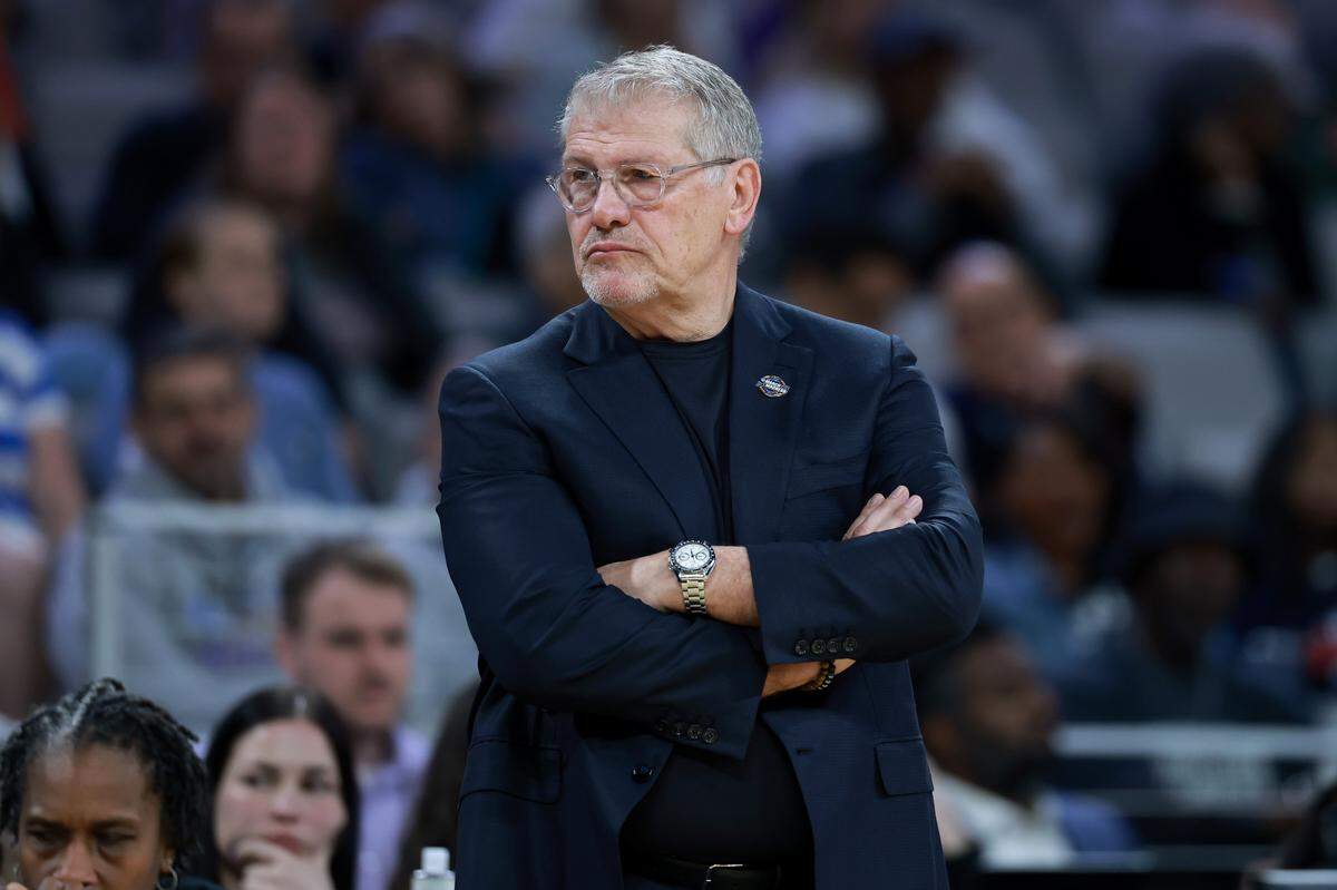 FORT WORTH, TEXAS - MARCH 27: Head coach Geno Auriemma of the UConn Huskies looks on during the third quarter against the North Carolina Tar Heels in the Sweet Sixteen of the 2026 NCAA Women's Basketball Tournament at Dickies Arena on March 27, 2026 in Fort Worth, Texas.