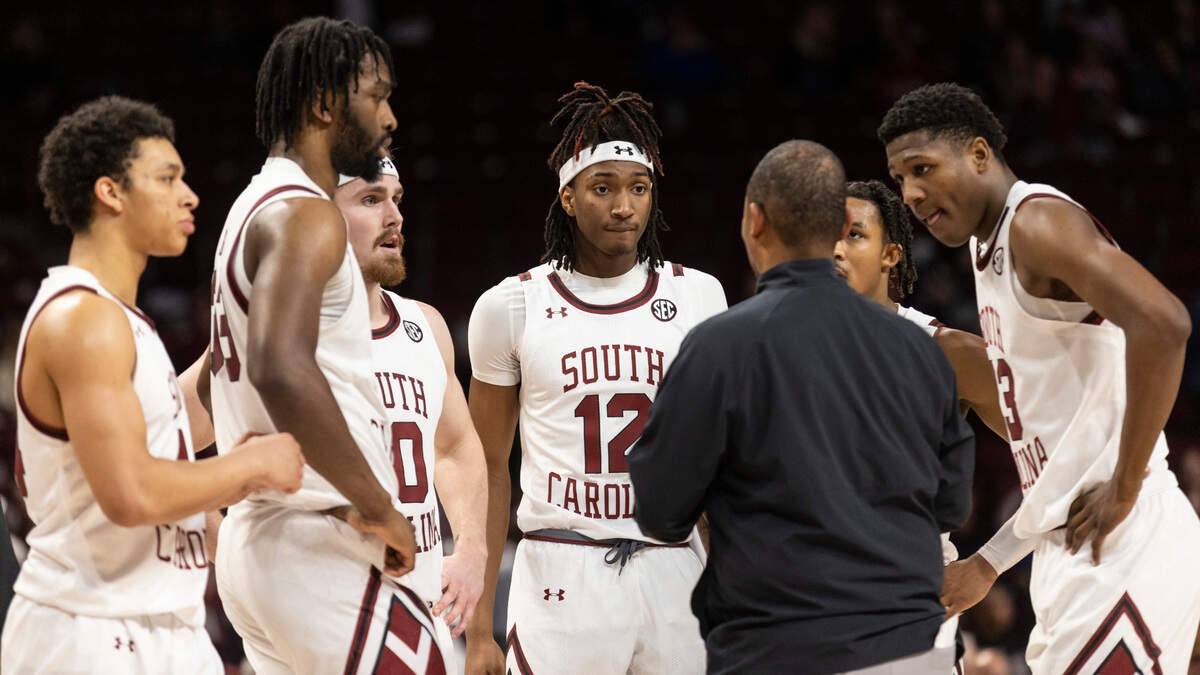 South Carolina Gamecocks head coach Lamont Paris speaks to his players at Colonial Life Arena in Columbia on Tuesday, January 31, 2023.