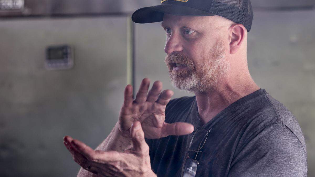 Robbie Robinson, with City Limits Barbecue, speaks with USC students about running a business on Wednesday, April 29, 2026. The students are finishing a popular class at USC about southern barbecue.