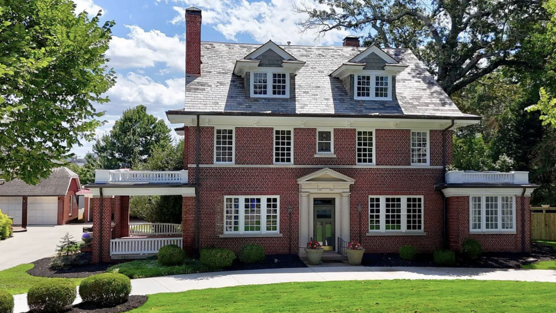 3-story house in historic Greenville neighborhood for sale for just under $1.7M. Take a look