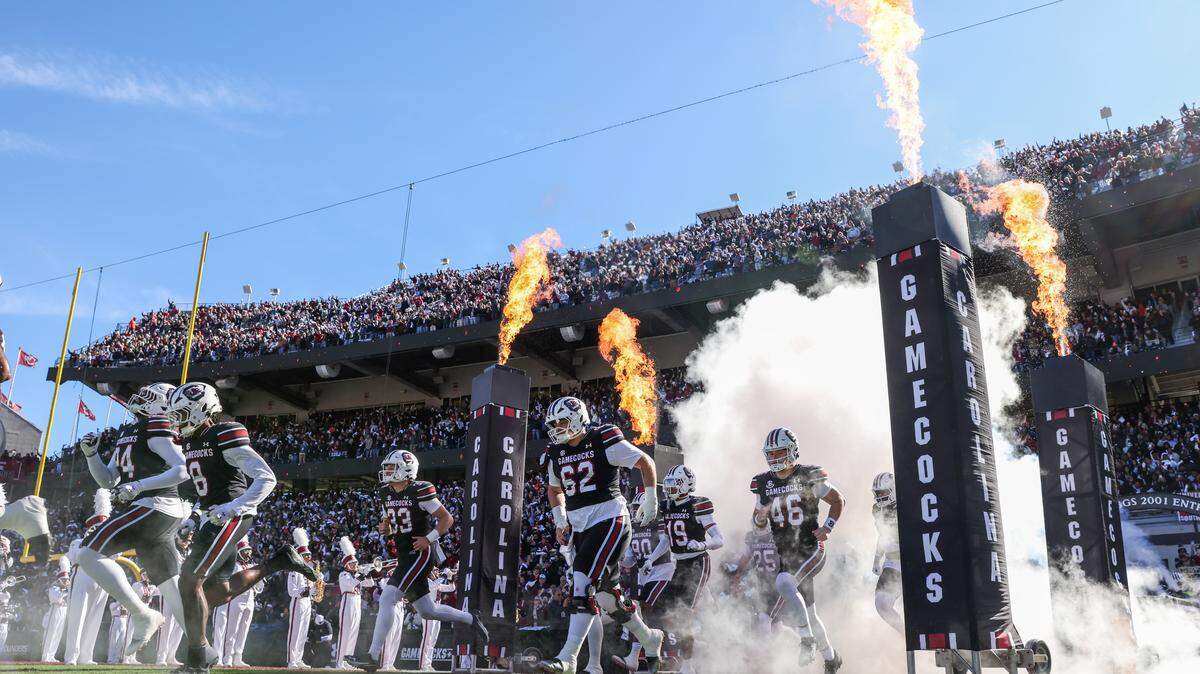 South Carolina’s season will start against Kent State on Sept. 5. The game will kick off in Williams-Brice Stadium at 12:45 p.m. (SEC Network). 