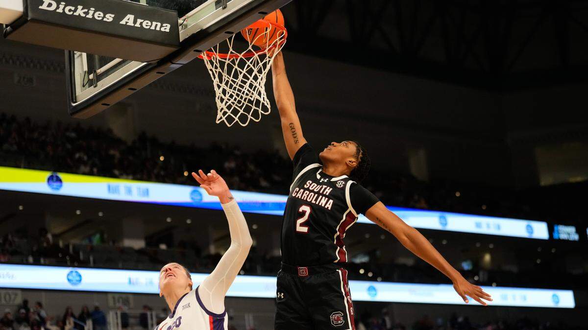 South Carolina Gamecocks forward Ashlyn Watkins (2) dunks the ball against TCU Horned Frogs center Sedona Prince (13) during the first half at Dickies Arena. 