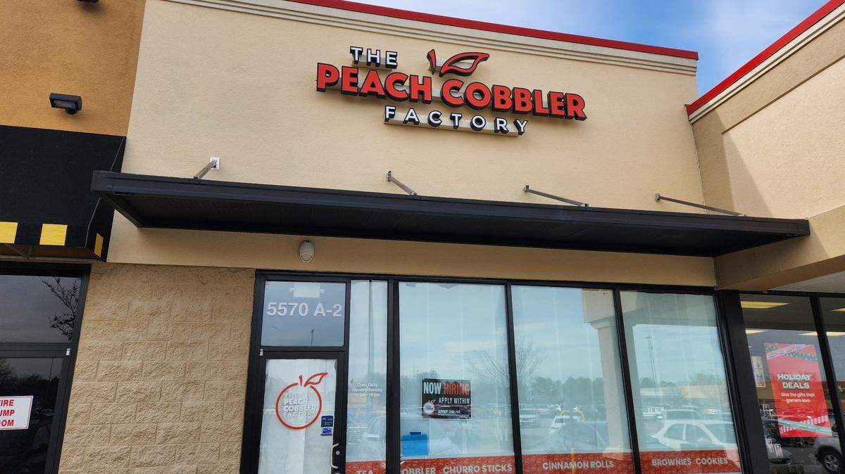 A Peach Cobbler Factory restaurant will open at 5570 Sunset Boulevard in Lexington, SC