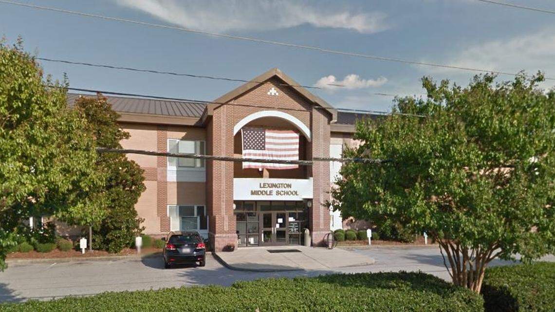 Threats Lexchool ound on a student cell phone the school district said.