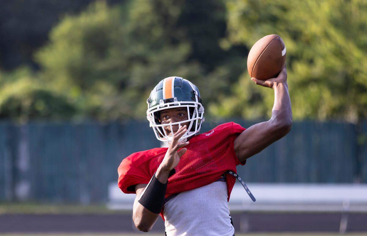Samir Holloway runs drills during practice at Eau Claire High School on Tuesday, August 22, 2023.