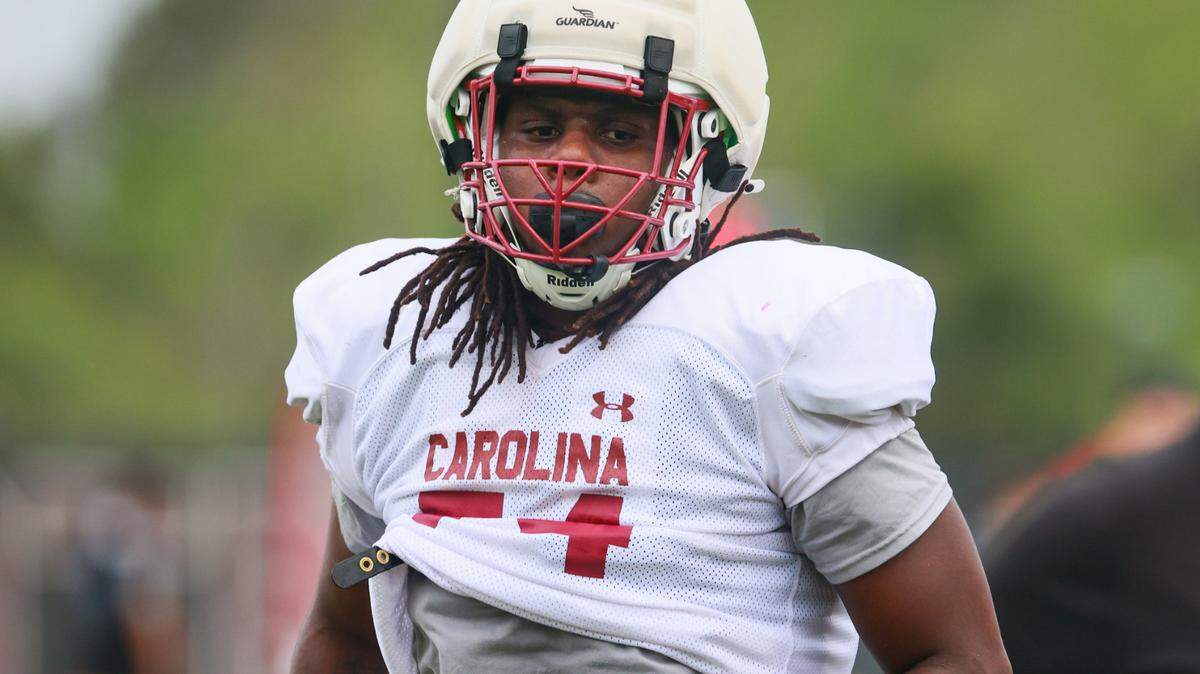 South Carolina’s Josiah Thompson