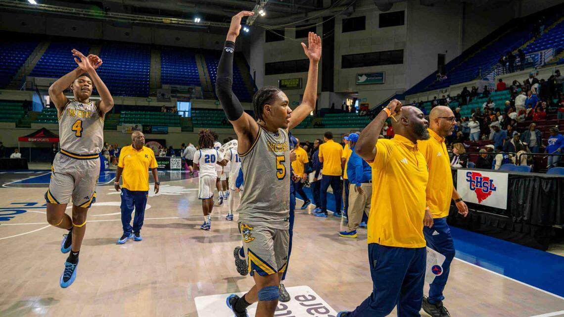 Keenan marches toward SC basketball history, ends Loris’ storybook season