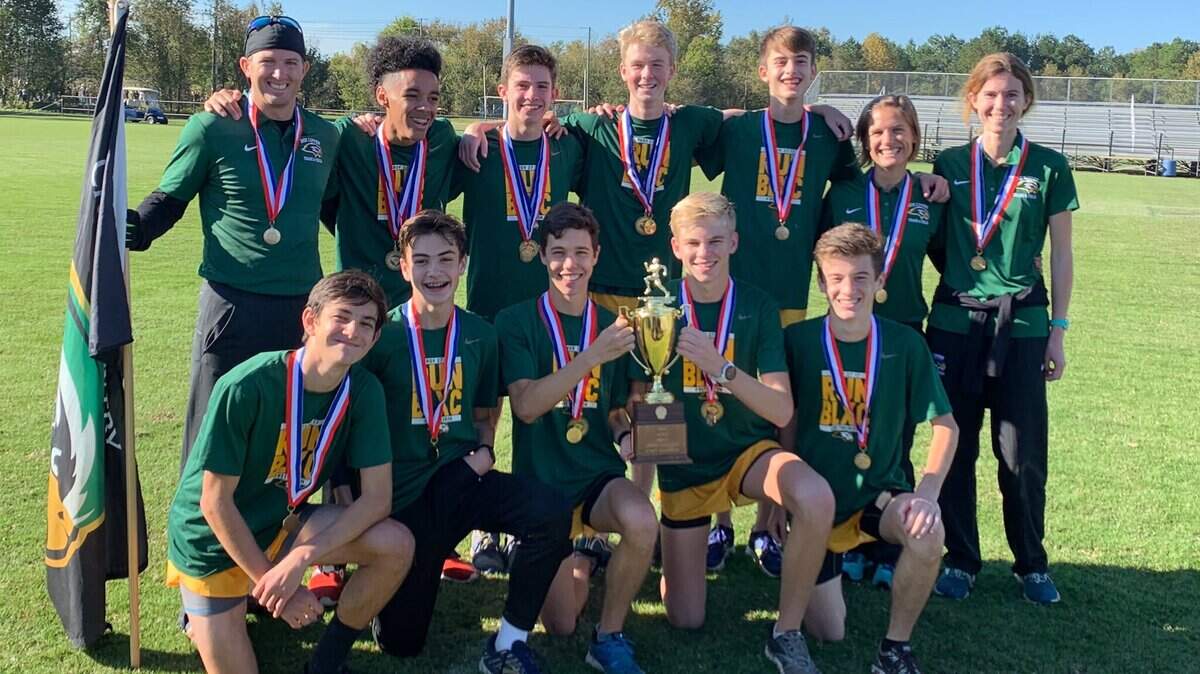 Ben Lippen boys cross country team won its third straight SCISA 3A state championship Saturday on Nov. 2, 2019.