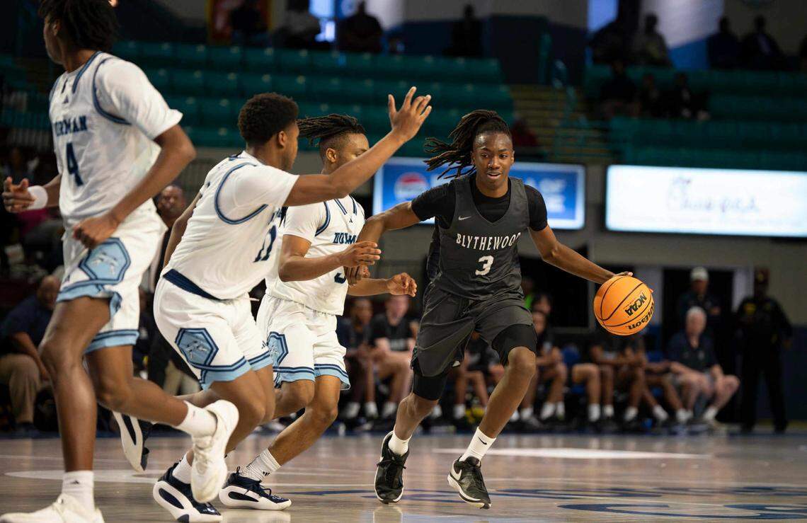 TJ Lewis (3) drives the ball during the Blythewood vs. Dorman SCHSL Class 5A Division 1 Upper State boys basketball championship on March 1, 2025 in Florence, South Carolina