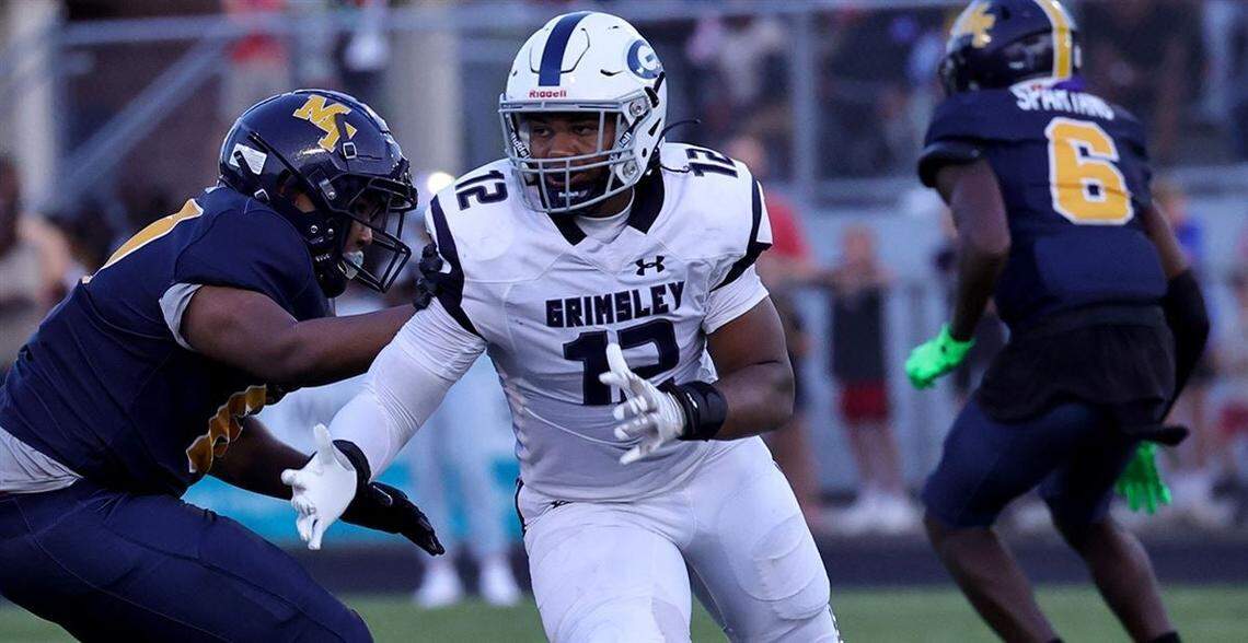 Grimsley (NC) four-star 2025 edge rusher Bryce Davis