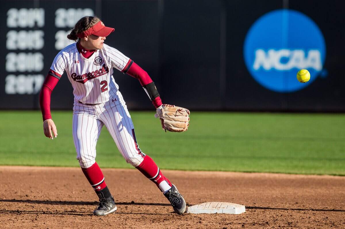 South Carolina Gamecocks shortstop Kenzi Maguire