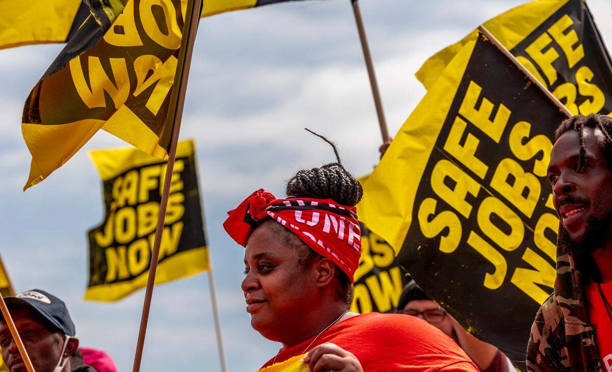 Keshia Brown, a former worker at Dollar General, participates in a demonstration outside Ryder Supply Chain Solutions in Columbia on Tuesday, April 04, 2023.