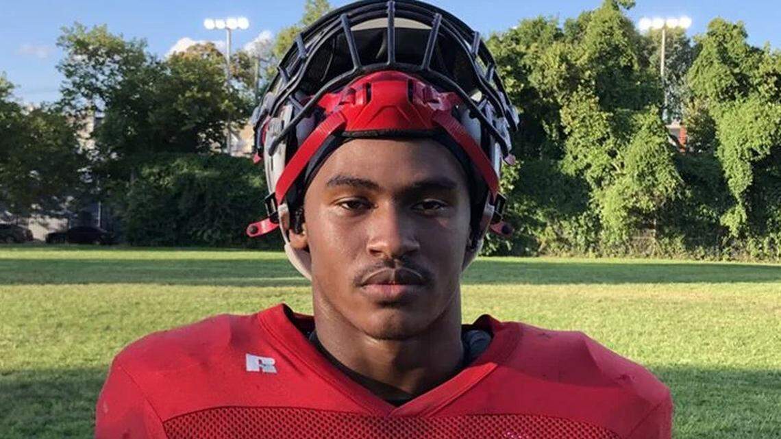 Penn State running back transfer commits to South Carolina