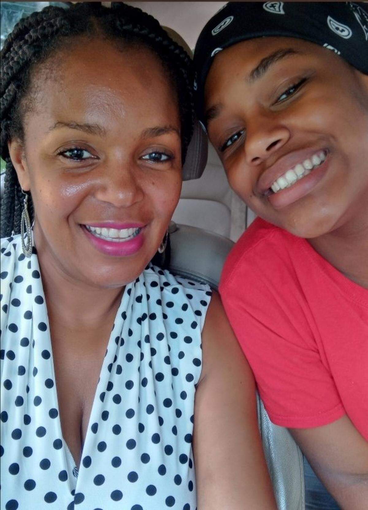 Sanaa Amenhotep and her mother, Saleemeh Graham-Flemming. Amenhotep was killed on April 5, 2021.