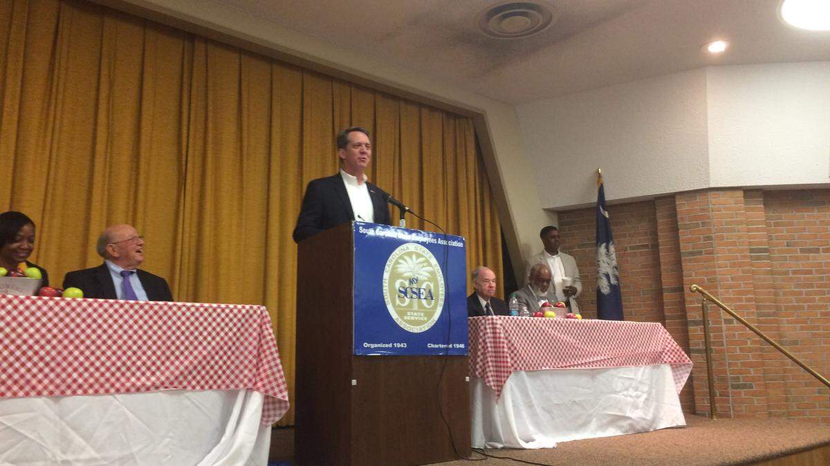 South Carolina Democratic gubernatorial candidate James Smith, D-Richland, addresses an annual meeting of the South Carolina State Employees Association Saturday, June 2, 2018.