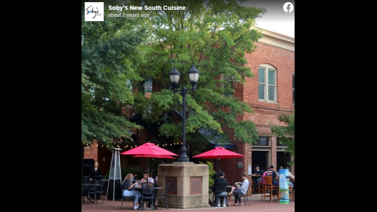 Two South Carolina restaurants rank among the best outdoor dining spots in the country.