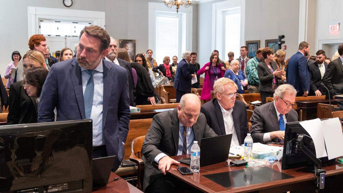 Murdaugh’s behavior changed during investigation, SLED statement scrutinized