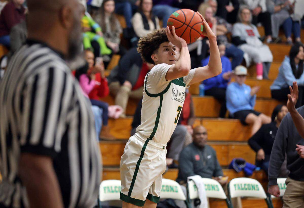Ben Lippen boys basketball player Maddox Stockman