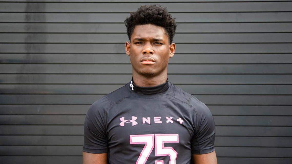 Booker T. Washington (Ga.) High School edge rusher Kameryn Fountain is the No. 119 overall recruit in the Class of 2024, according to the 247Sports composite rankings.