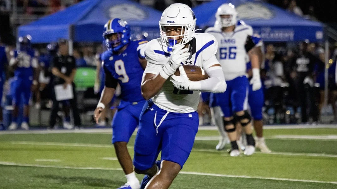 Three-star tight end from Tennessee commits to South Carolina football