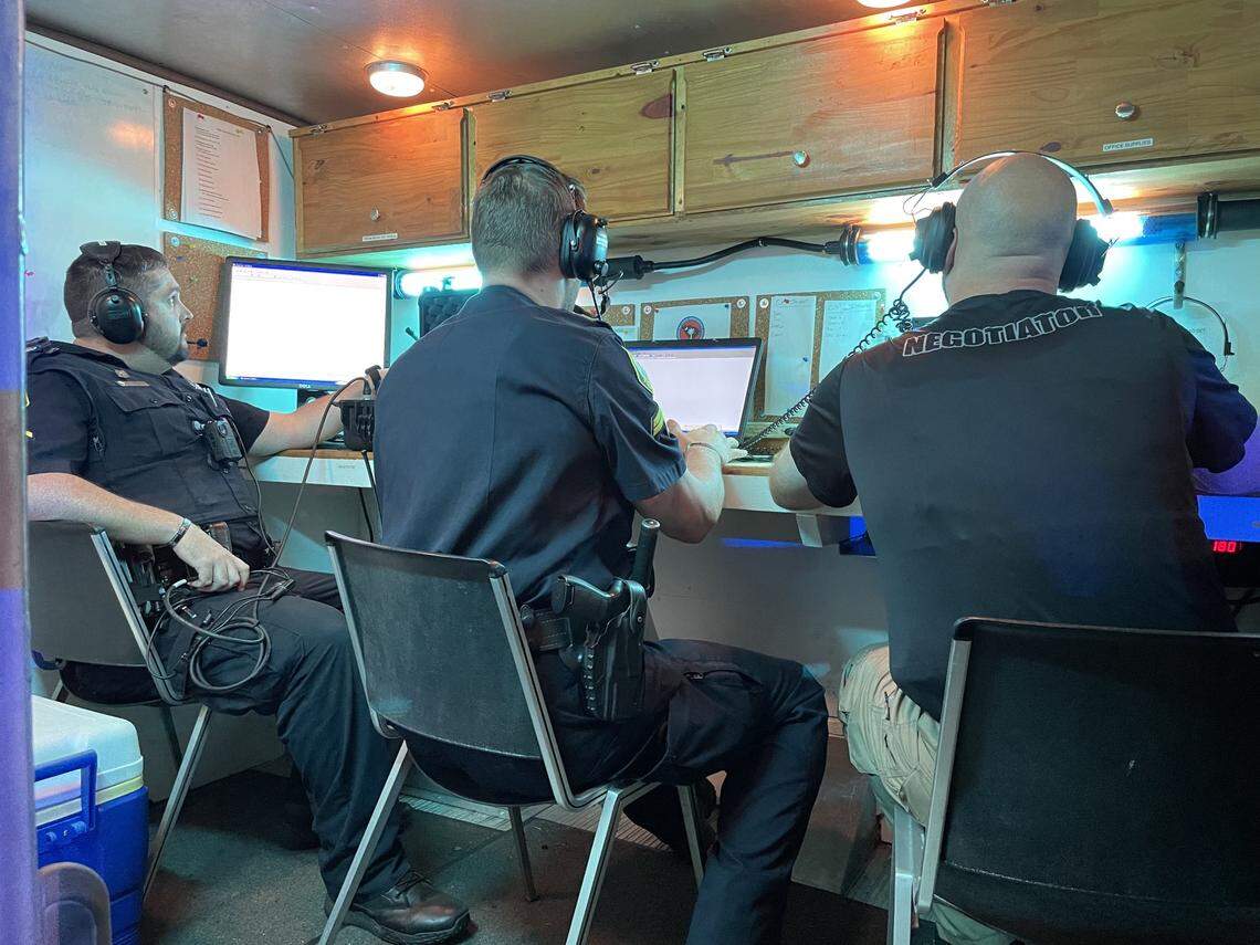 The Columbia Police Department brought in crisis negotiators to speak with Franklin during the standoff.