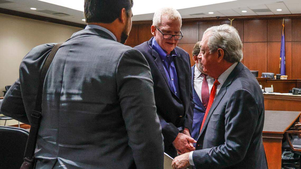 Murdaugh’s attorneys demand answers about why blood pattern expert changed his mind