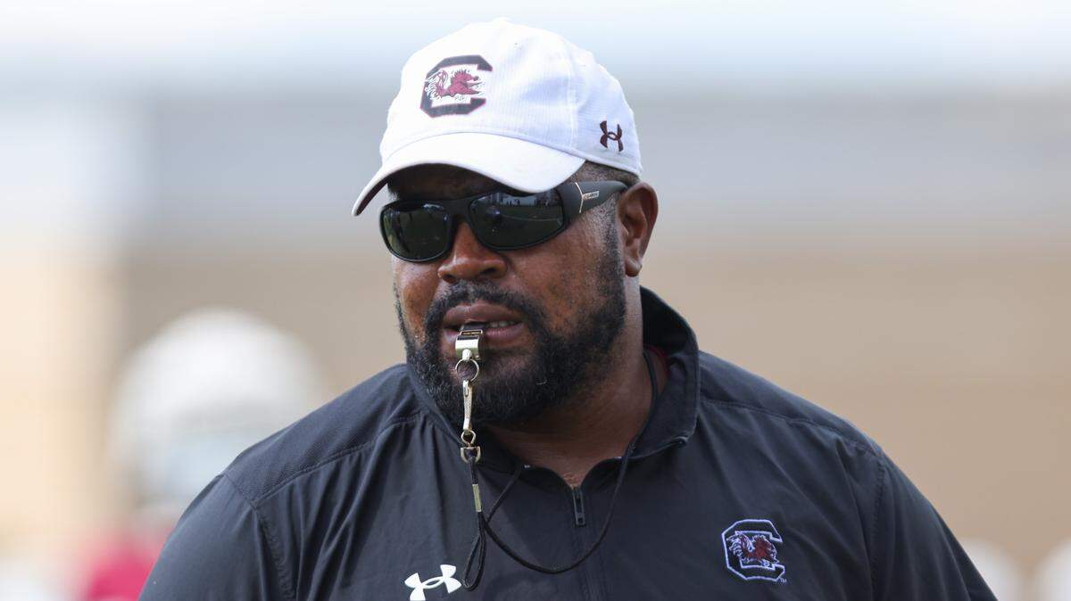 South Carolina assistant coach Travian Robertson 