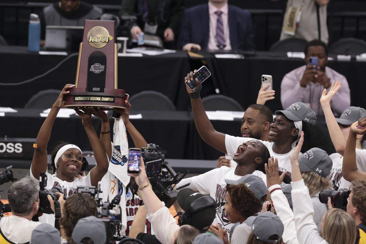 The Gamecocks celebrate their Elite Eight win over TCU on Monday, March 30, 2026 in Sacramento, Calif. The University of South Carolina advances to the NCAA Tournament Final Four.