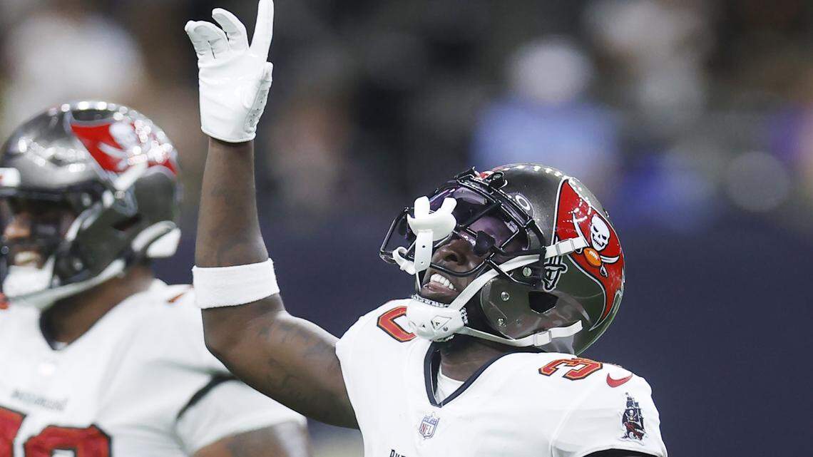 Whale Branch names alum, former NFL player as its new football coach