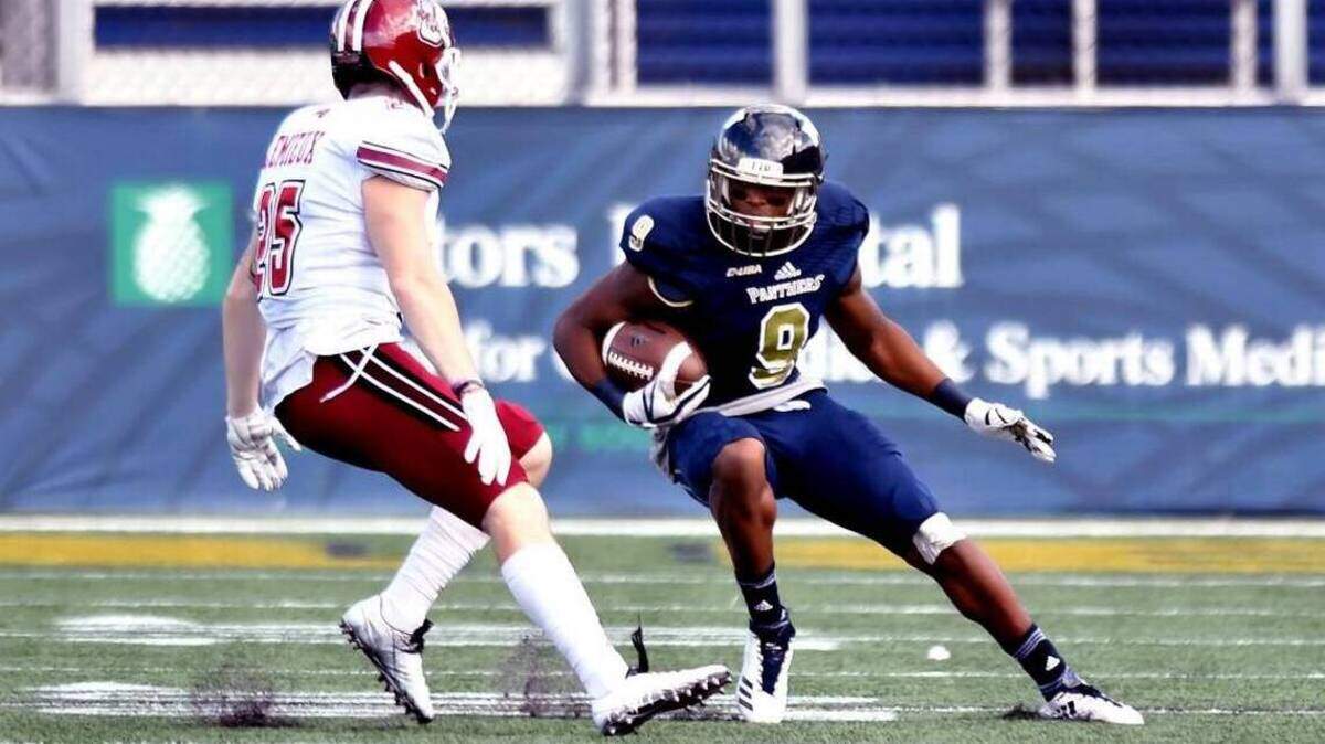 Former Hilton Head and current Florida International receiver Bryce Singleton’s one-handed touchdown catch against Florida Atlantic earned him a spot on SportsCenter’s Top 10 on Saturday.