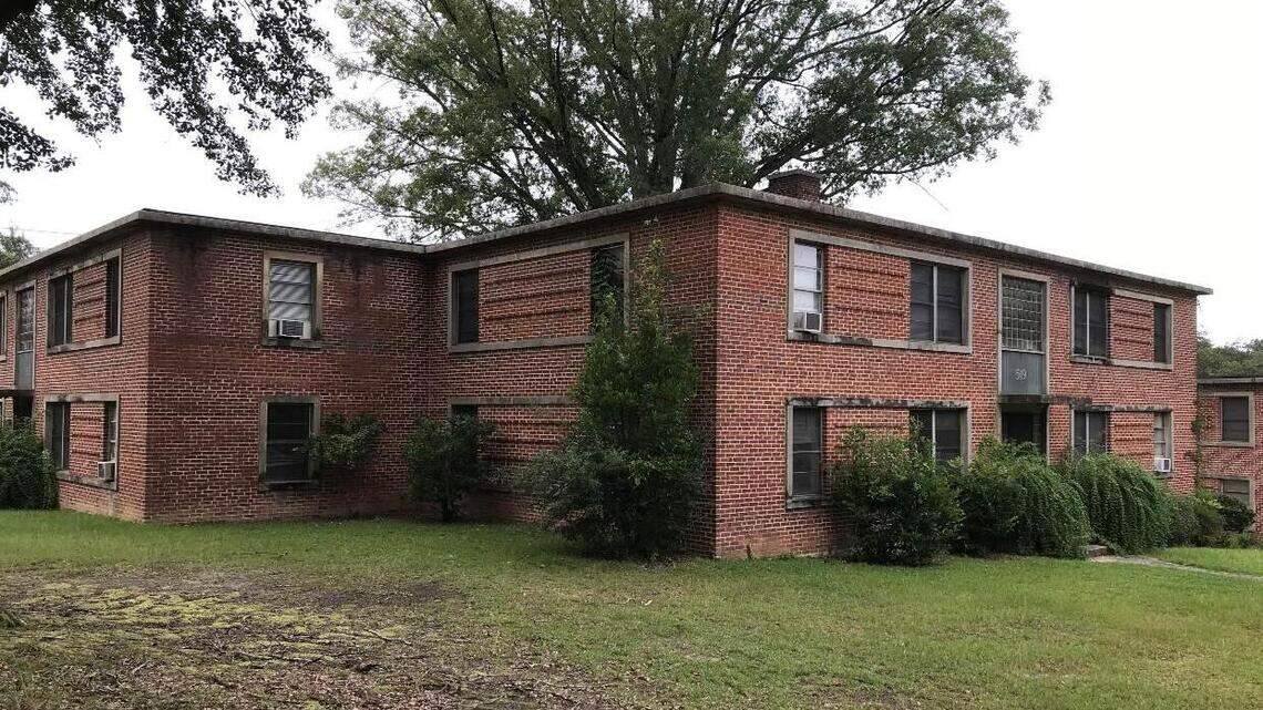 ‘Spectacular’ rehab planned for apartments near 5 points. Why neighbors aren’t happy