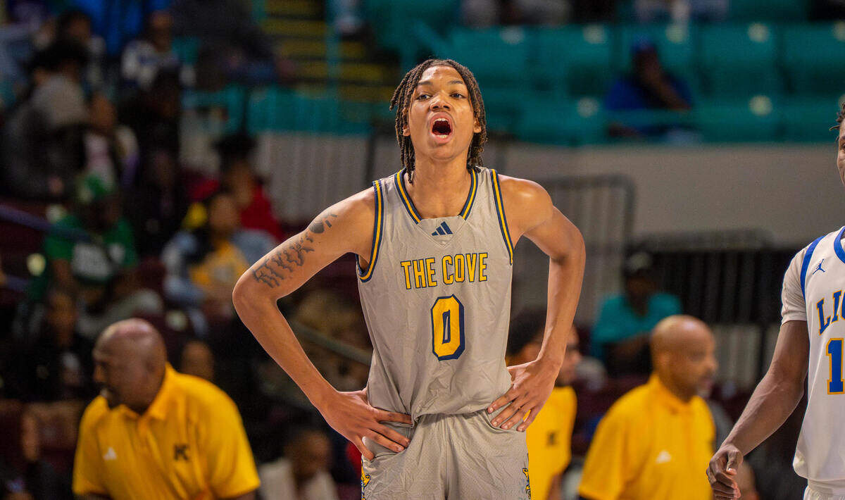 Keenan forward Brian Sumpter (0) communicates with his teammates in the second half during the SCHSL 3A Lower State basketball championship on February 28, 2025 in Florence, South Carolina