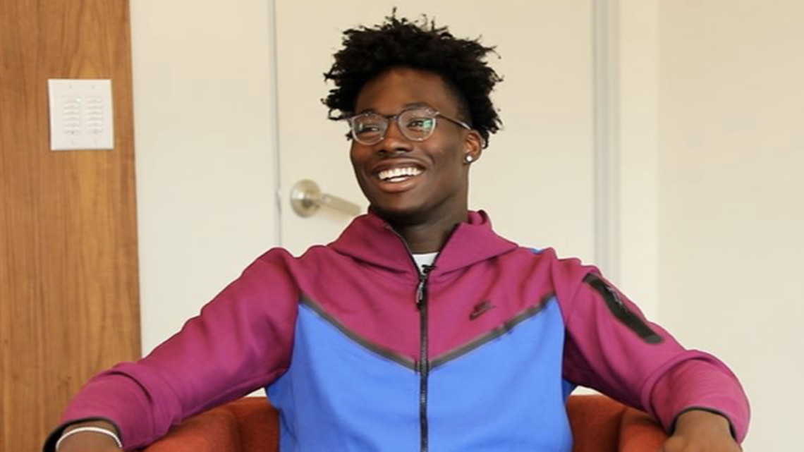 Nyckoles Harbor is the first five-star recruit to sign with South Carolina under Shane Beamer. He’s preparing to help the Gamecocks in 2023.