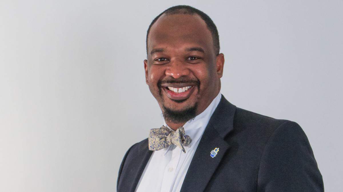 Former LR5 leaders appeal to accrediting group over interim superintendent’s contract