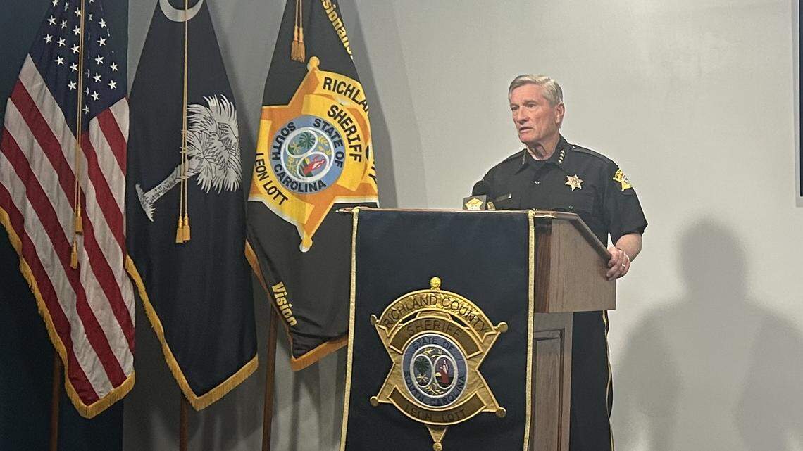 SC man charged in for shooting at SRO in Richland County school parking lot