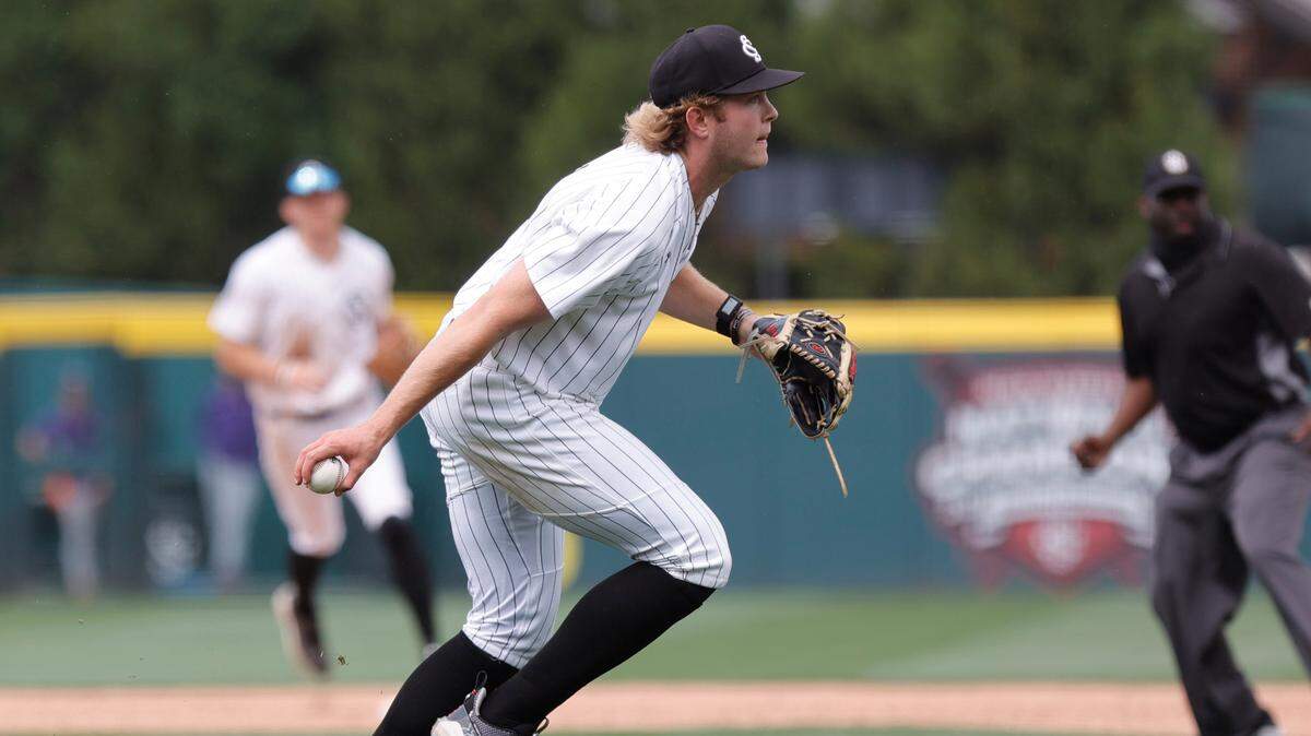 South Carolina pitcher Eli Jones