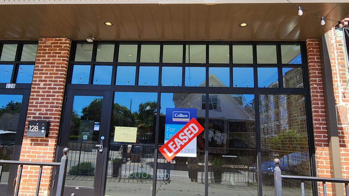A Molto Vino wine bar location is being planned at 128 State St. in West Columbia.
