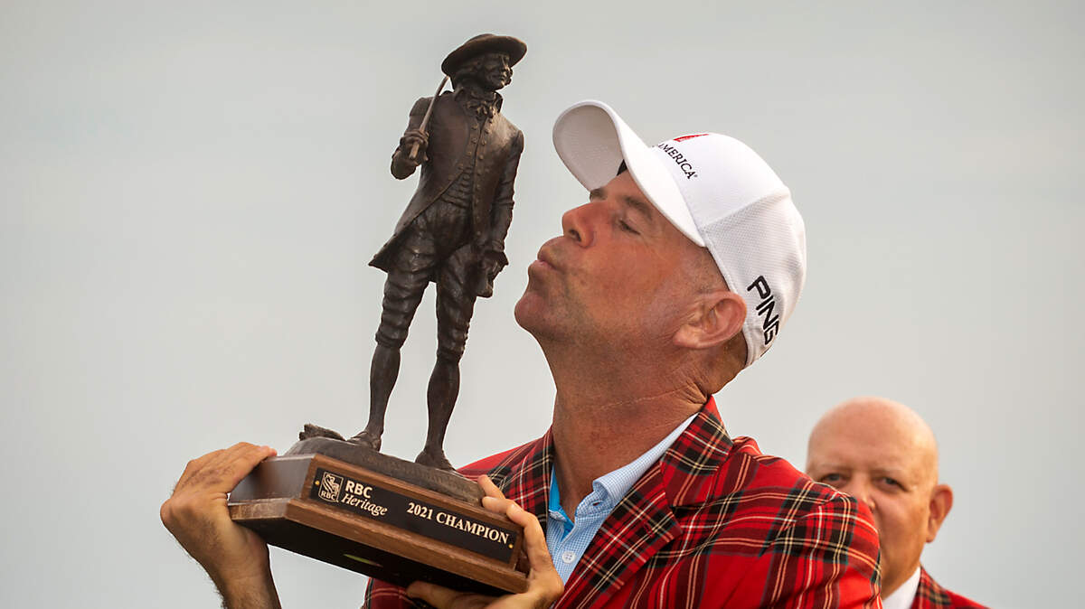 Stewart Cink won the 2021 RBC Heritage golf tournament in Hilton Head Island, S.C., Sunday, April 18, 2021. (AP Photo/Stephen B. Morton)